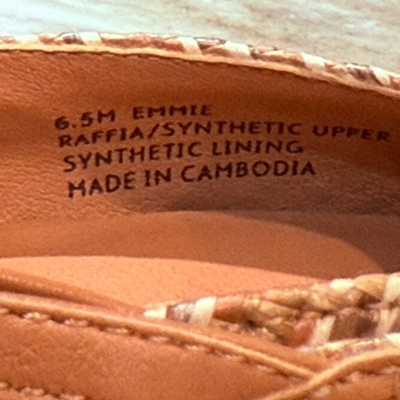 Women’s DOLCE VITA Emmie flats- size 6.5 - Picture 5 of 6